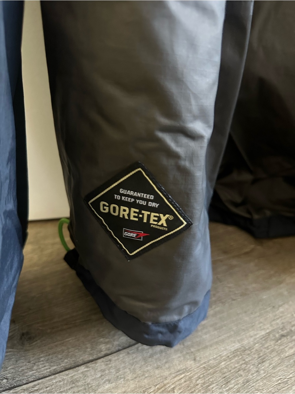 Volcom Gortex Anderson Jacket - Lightweight Waterproof Shell - Picture 5 of 6
